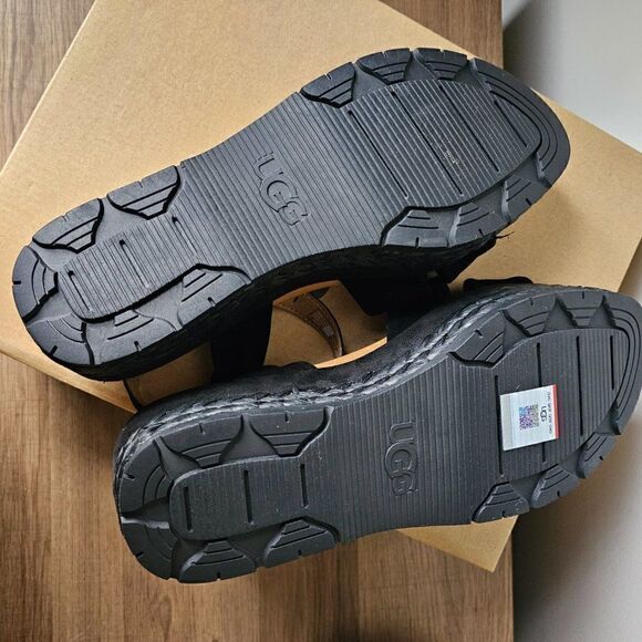 NEW IN BOX UGG NEUSCH BLACK GENUINE LEATHER PLATFORM SANDALS SIZE 9.5 - Picture 14 of 16